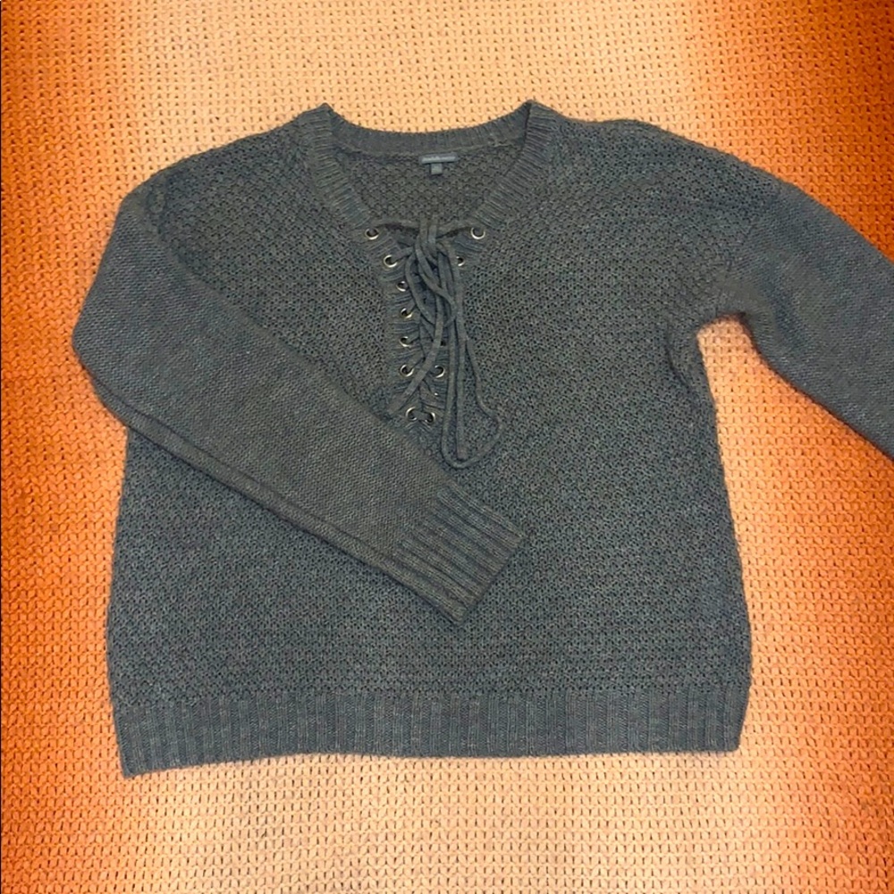 grey sweater